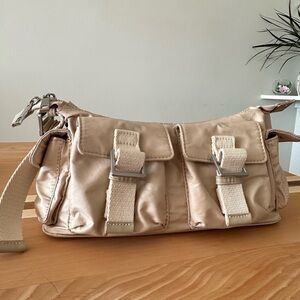 🎀Zara Cream Shoulder Bag with Buckle Details